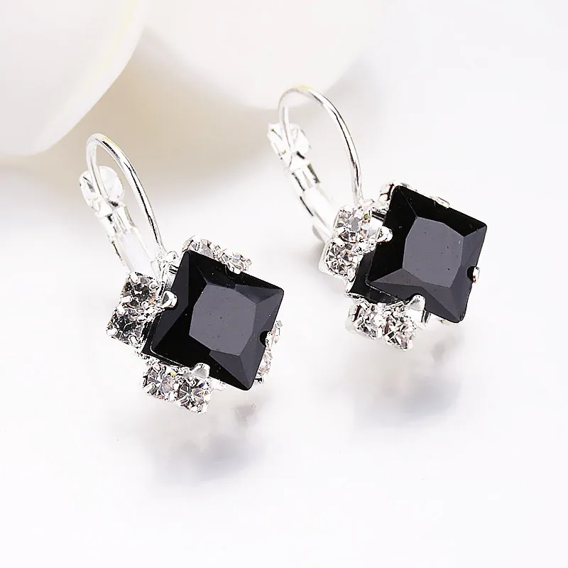 Fashion Rhombus Alloy Plating Rhinestones Women's Earrings