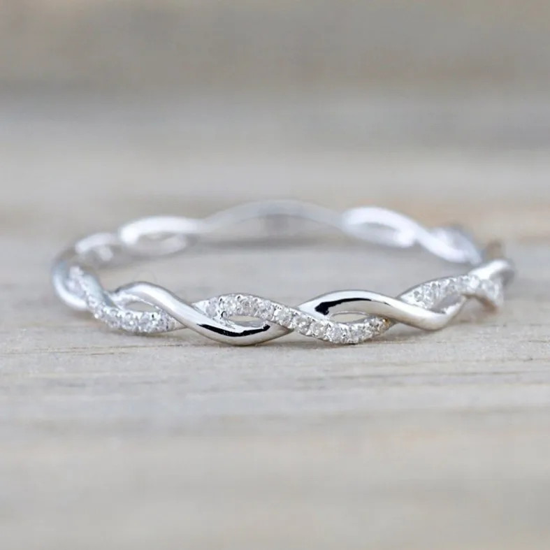 fashion swist ring