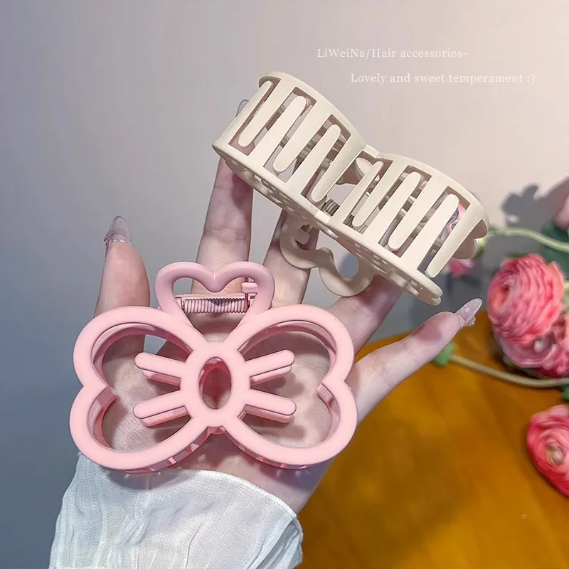 bow hair claws