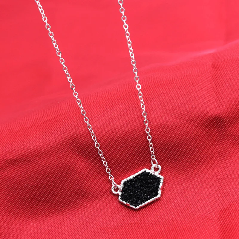 Crystal cluster turquoise diamond pendent necklace