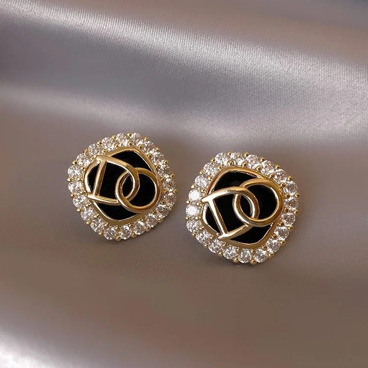 DO earring