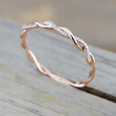 fashion swist ring