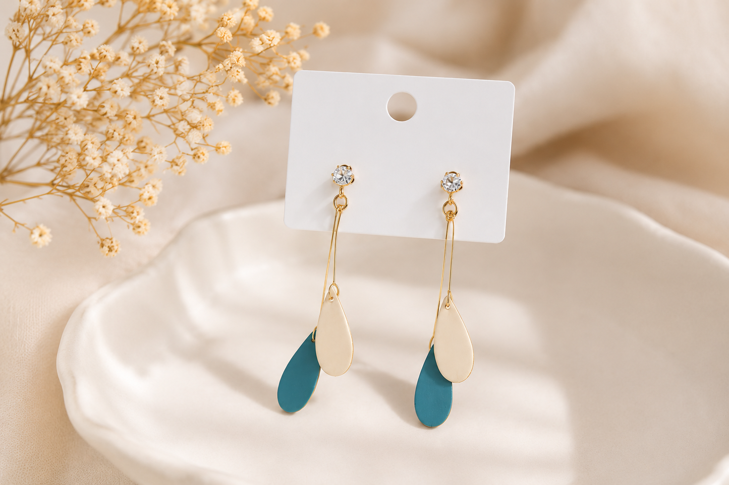 Alloy Tear Drop Earring