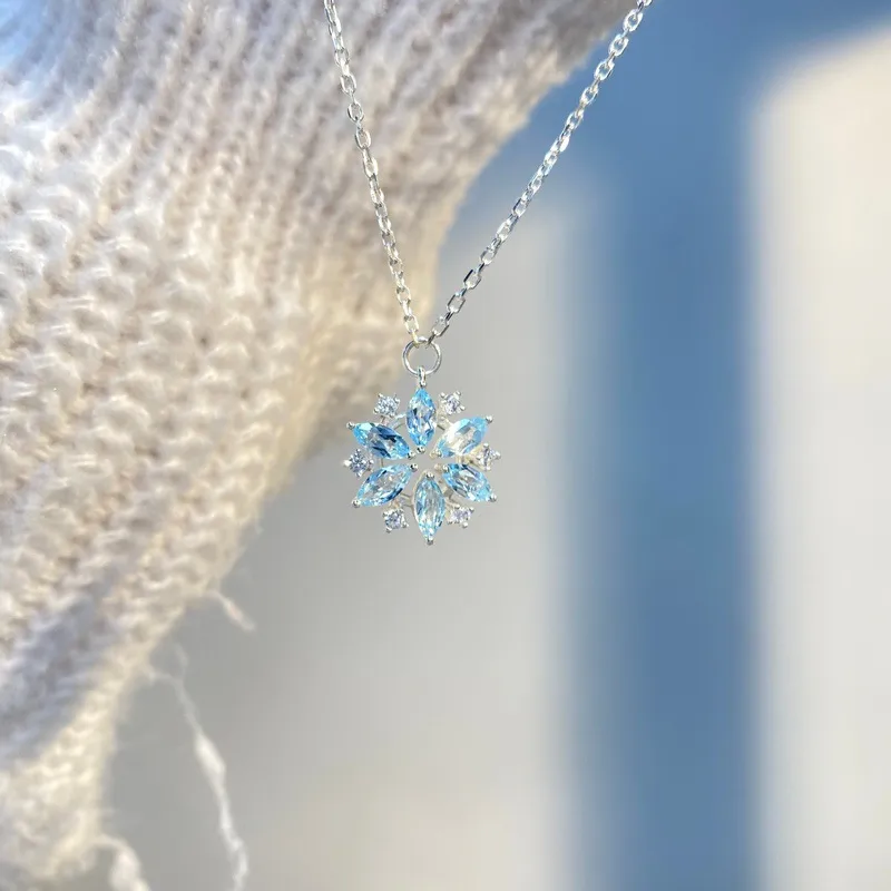 Snowflake necklace