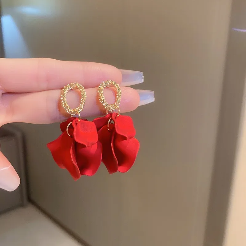 Elegant Flower Inlay Alloy Acrylic Drop Earrings