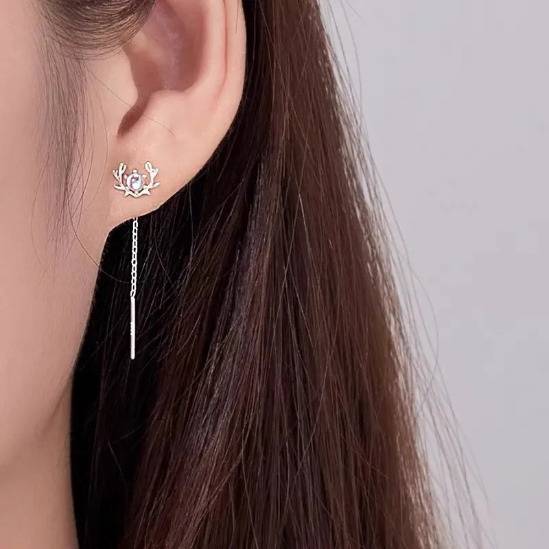 Crystal Deer Earrings For Women Fashion New Simple Design Gold-Plated Copper Stud Earrings