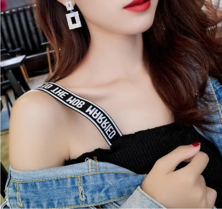 Retro Rhombus Alloy Plating Rhinestones Women's Drop Earrings