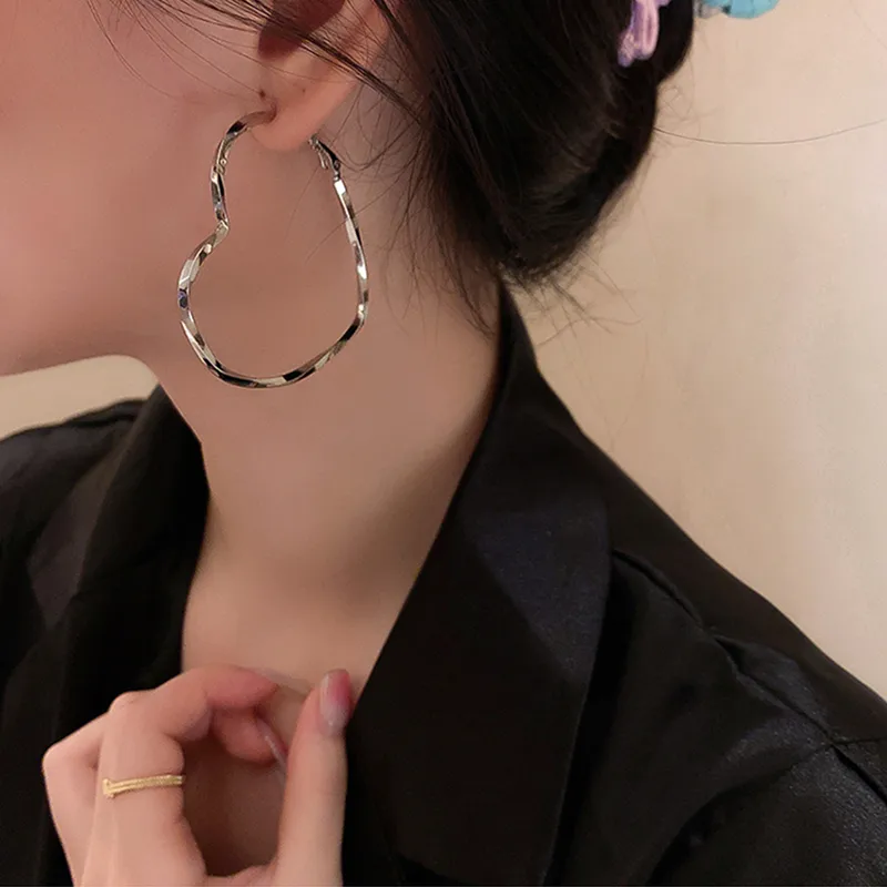 Exaggerated Heart Shape Plating Hollow Out Alloy Hoop Earrings