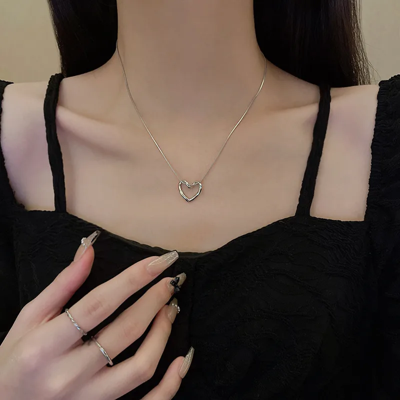 Gold Heart Shape Elegant Waterproof Stainless Steel Pendant Necklace