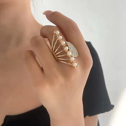 fashion wings ring